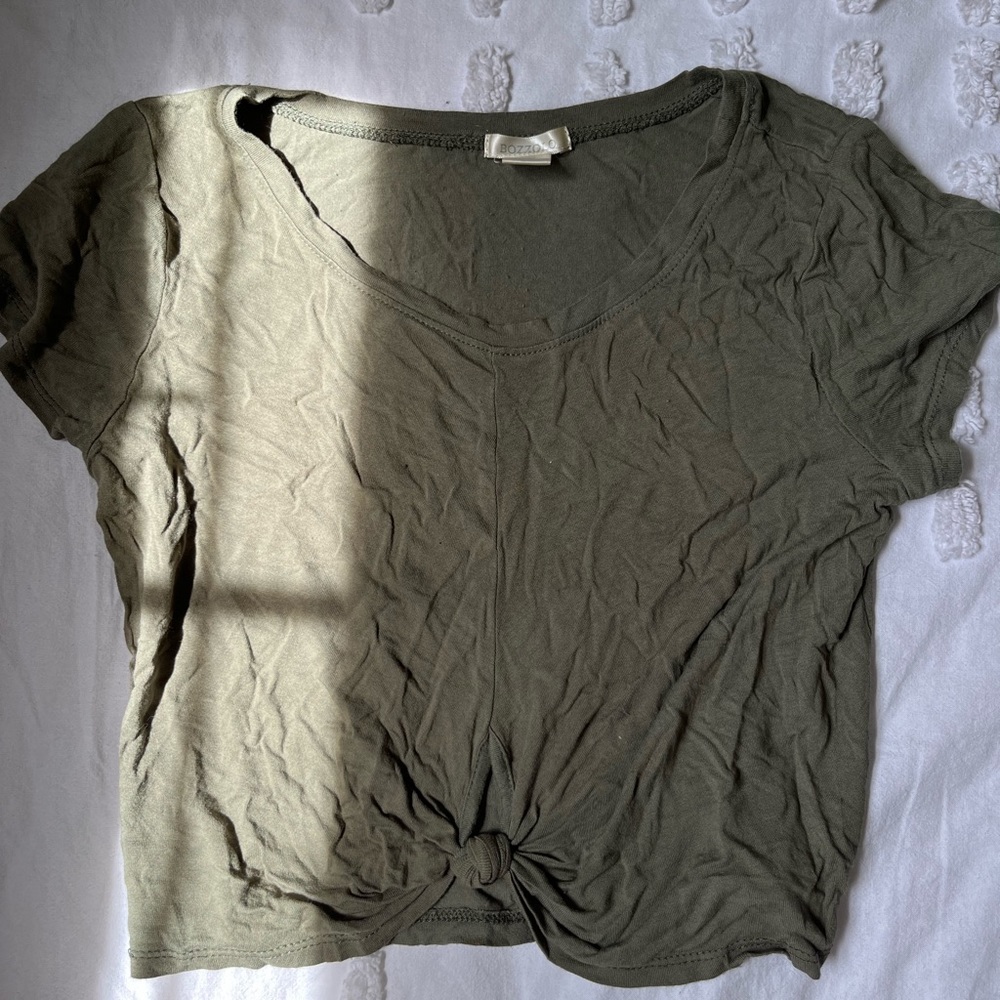 size ~ S , color ~ forest green , cropped top